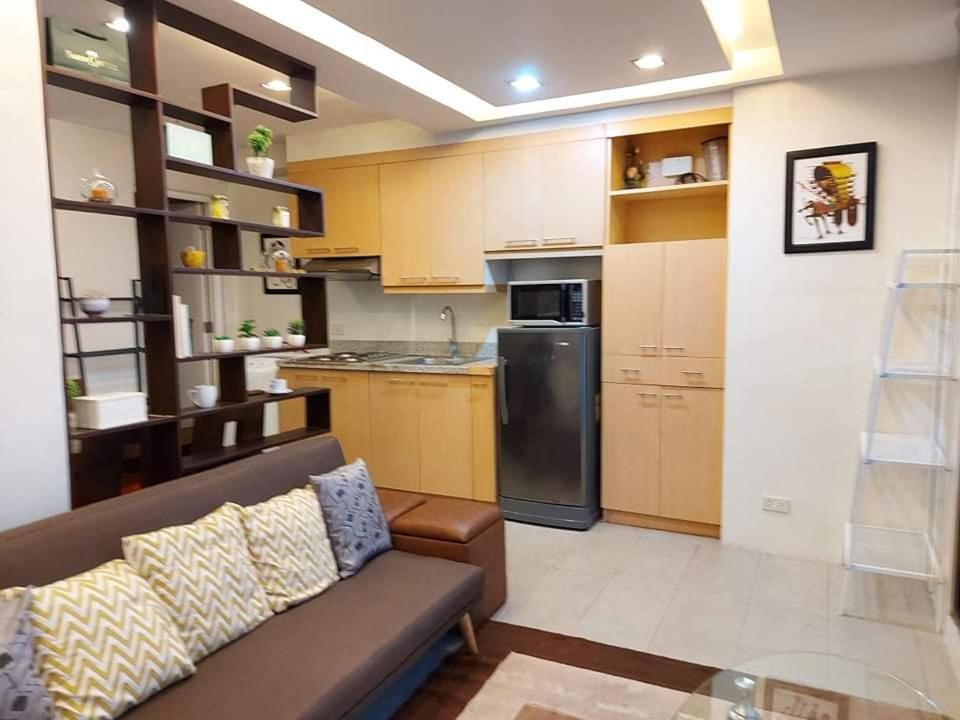 Family Staycation With Pool Manila Exterior photo